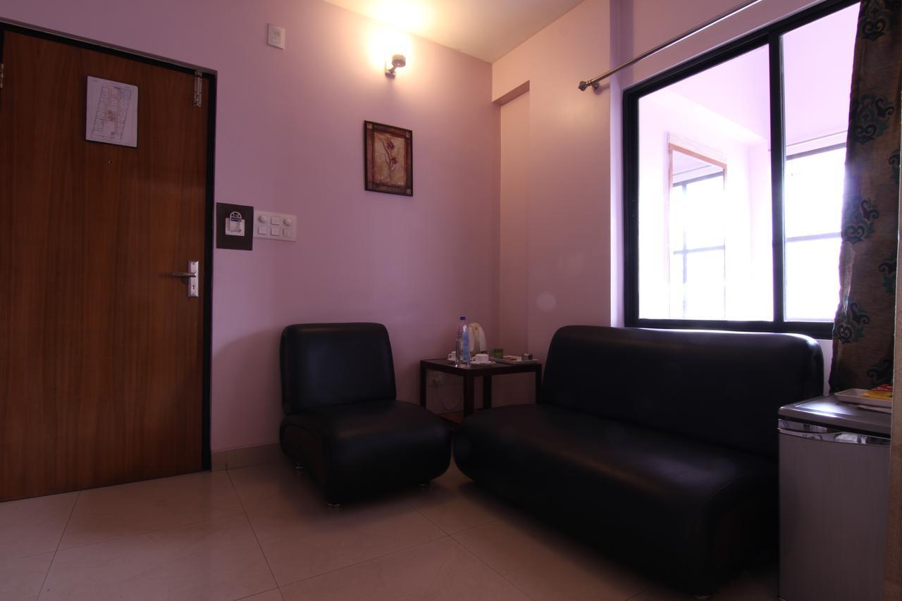 Hotel Rajawas Dibrugarh Экстерьер фото