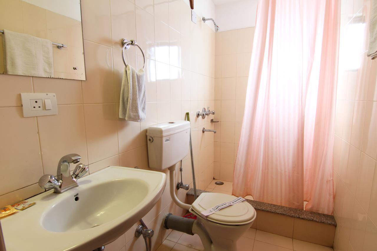 Hotel Rajawas Dibrugarh Экстерьер фото