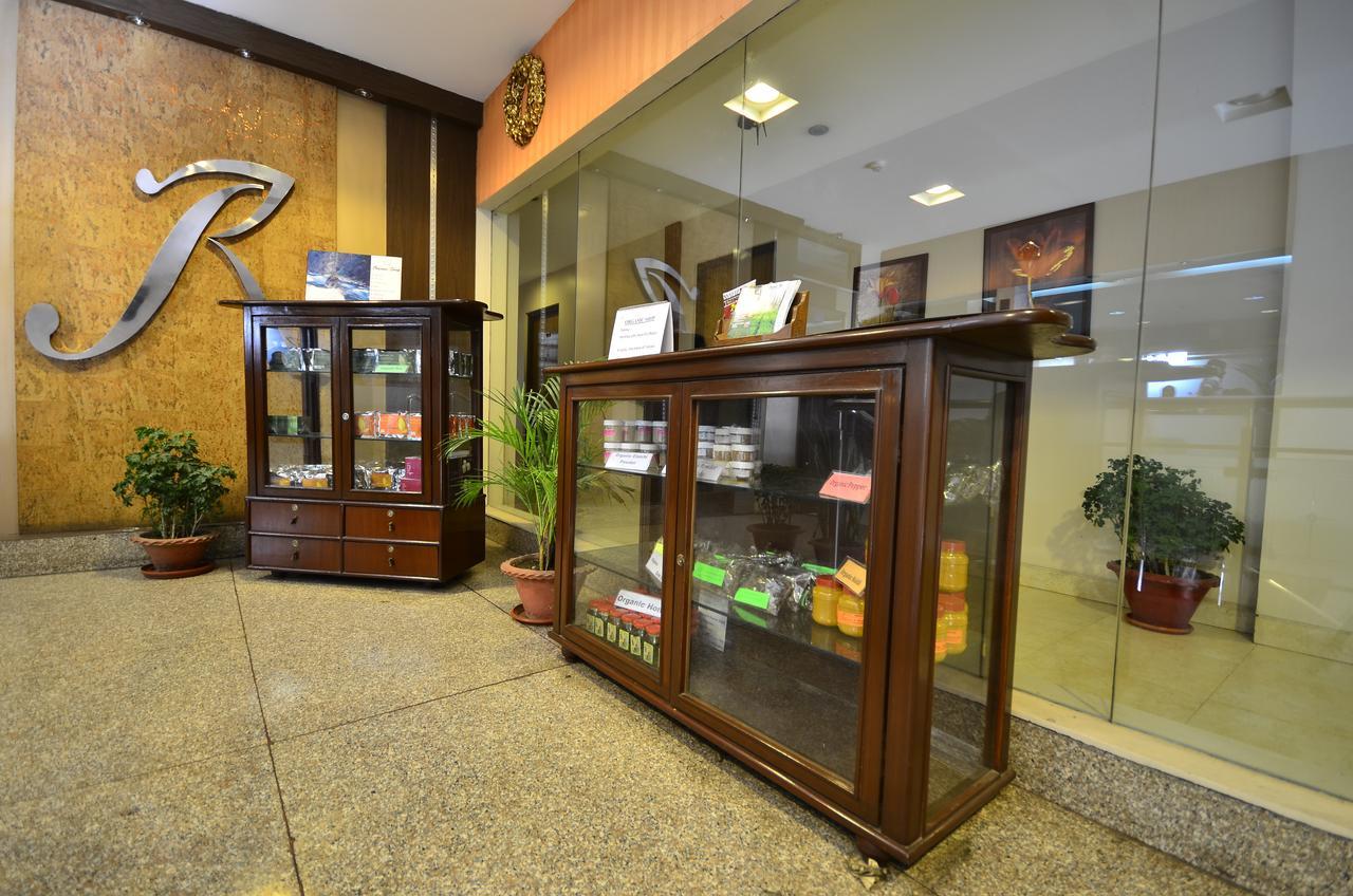 Hotel Rajawas Dibrugarh Экстерьер фото